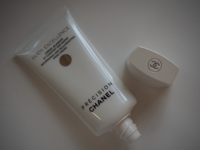 Chanel Precision Body Excellence Nourishing and Rejuvenating Hand Cream Review